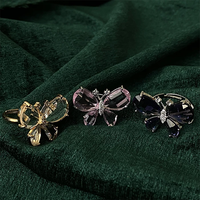 انگشتر جواهری پروانه برفین